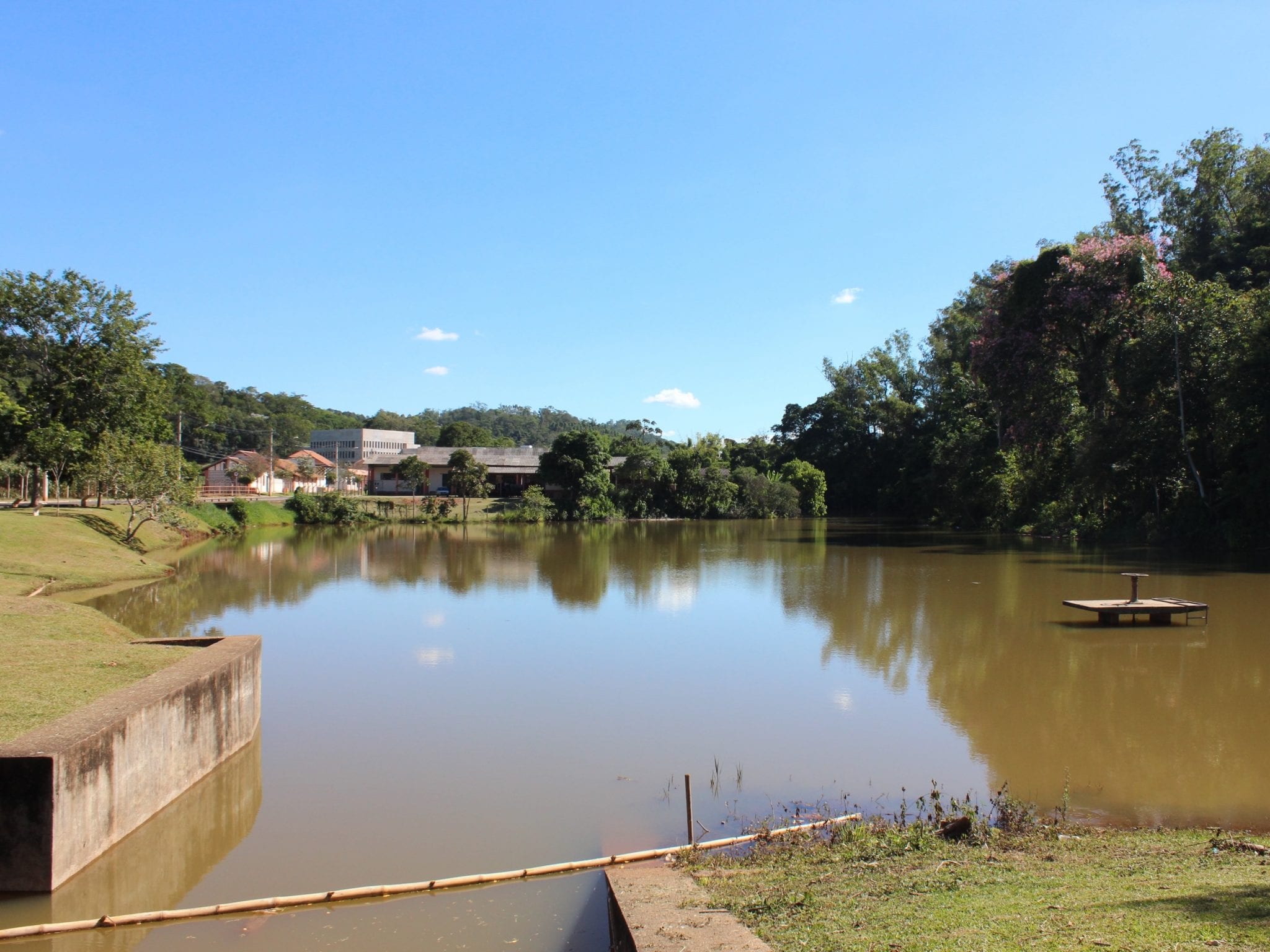 Obra no campus da UFV aumenta armazenamento de água