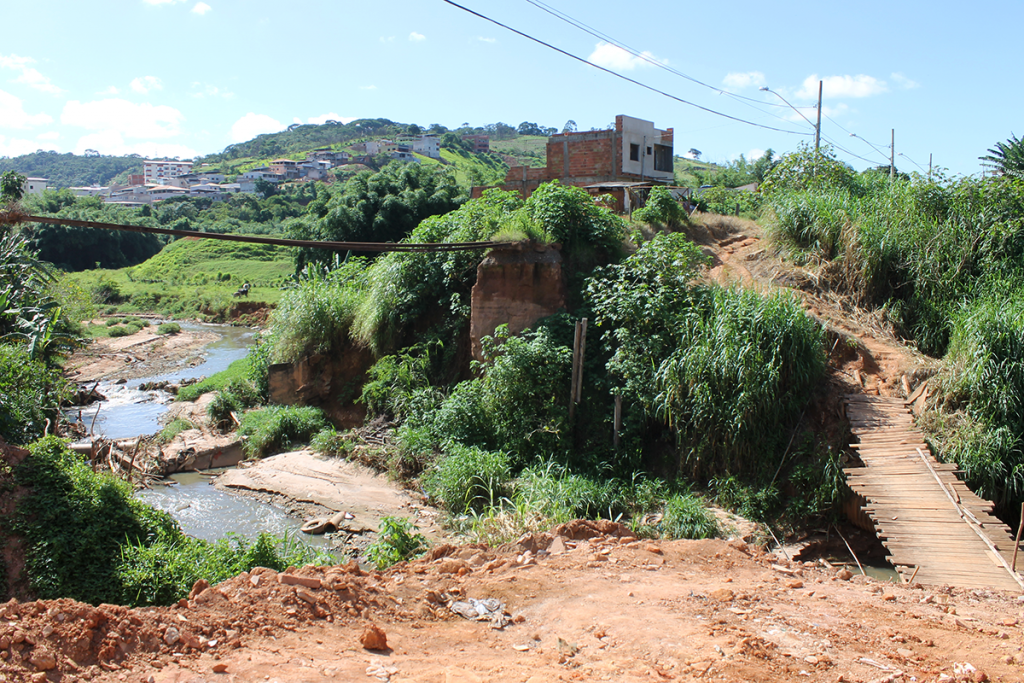 Prefeito de Viçosa assina convênio para construção de ponte entre os bairros Cidade Nova e Laranjal