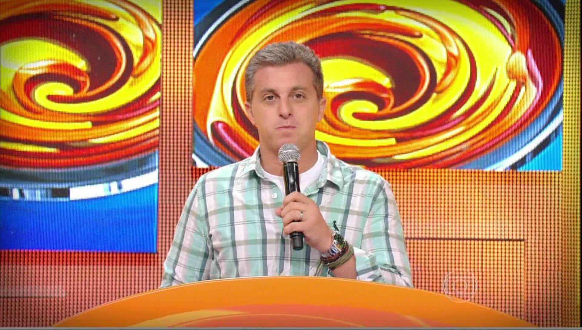 LUCIANO HUCK ESTÁ EM VIÇOSA