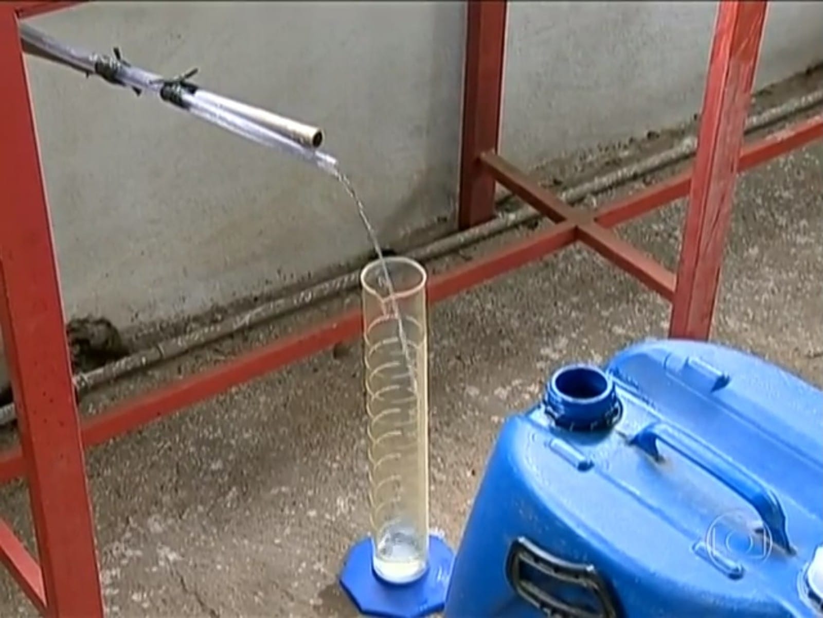PROFESSOR DA UFV PRODUZ ETANOL COM RESTOS DA CACHAÇA