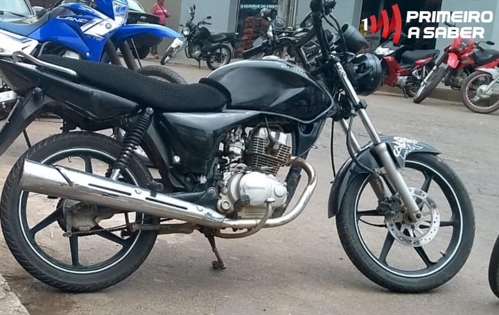 MOTO É ROUBADA EM SÃO GERALDO