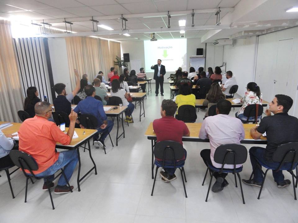 CASA DO EMPRESÁRIO REALIZA SEMINÁRIO INTERNACIONAL SOBRE EMPREENDEDORISMO