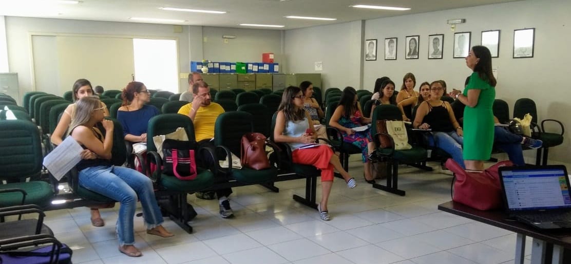 PRIMEIRO ENCONTRO DO CURSO SOBRE ATENÇÃO BÁSICA É REALIZADO EM VIÇOSA