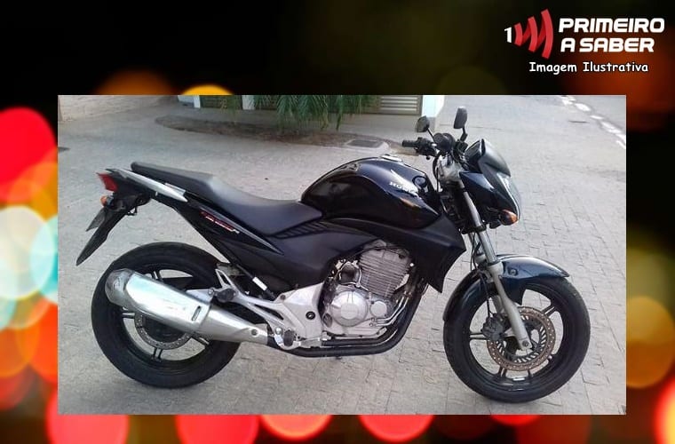 MOTOCICLETA É FURTADA EM VISCONDE DO RIO BRANCO