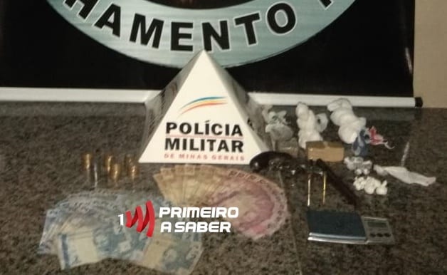 PM DE VIÇOSA PRENDE AUTOR DE TRÁFICO ILÍCITO DE DROGAS E APREENDE DIVERSOS MATERIAIS