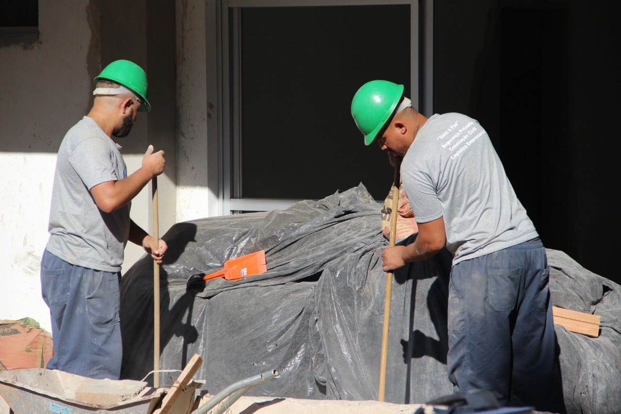 OBRAS DO CENTRO MUNICIPAL DE EDUCAÇÃO INFANTIL FORAM REINICIADAS