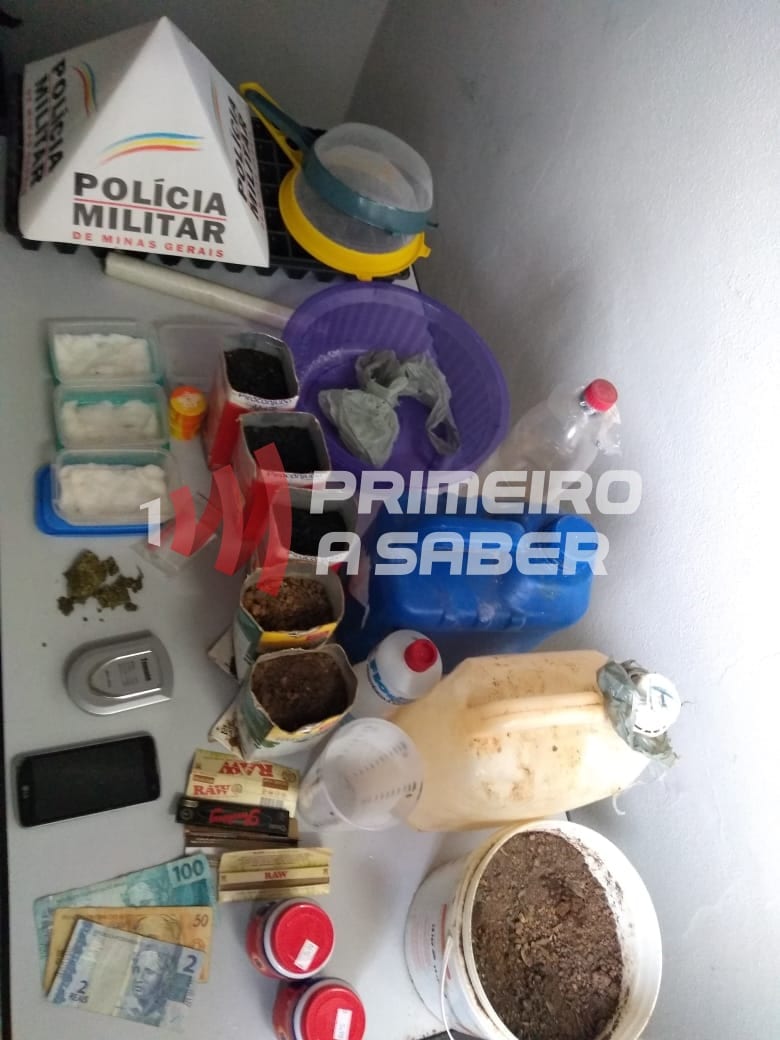 HOMEM É PRESO POR TRÁFICO E PREPARAÇÃO DE DROGAS EM COIMBRA