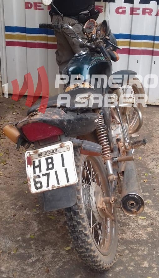 PM recupera motocicleta furtada em Pedra do Anta