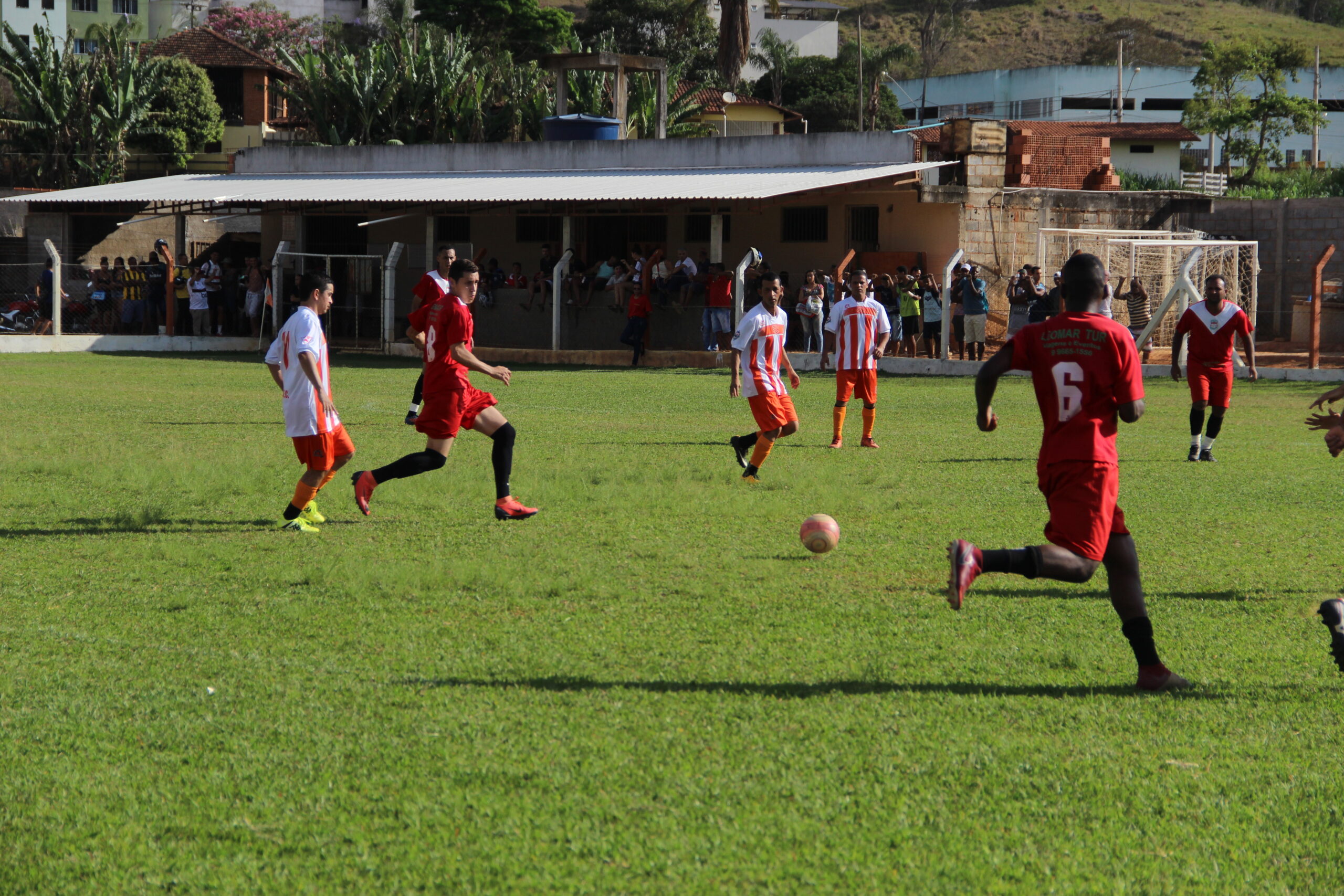 Campeonato Municipal de Futebol começa com vitórias de Silvestre e Barrinha
