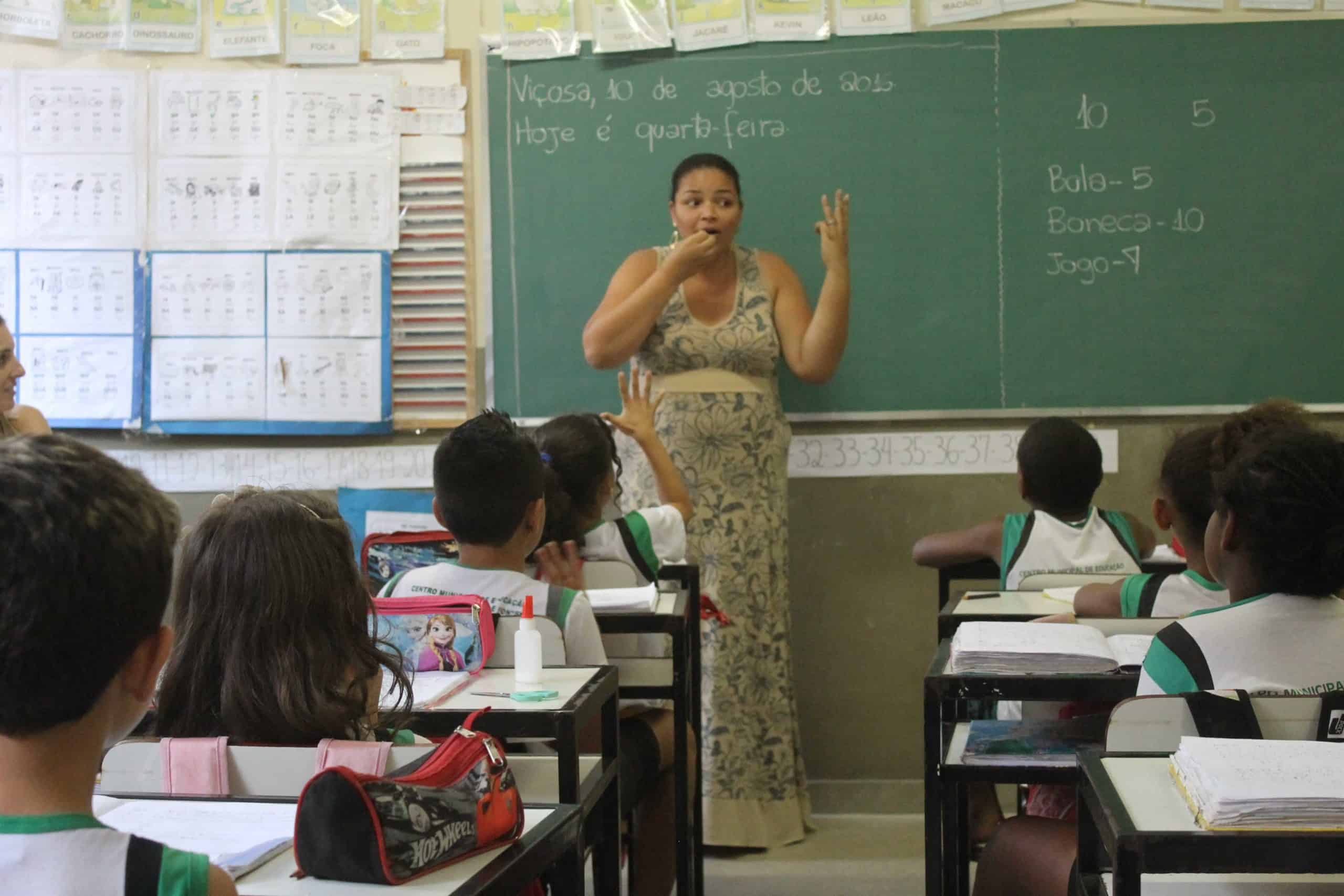 Secretaria de Educação de Viçosa abre processo seletivo