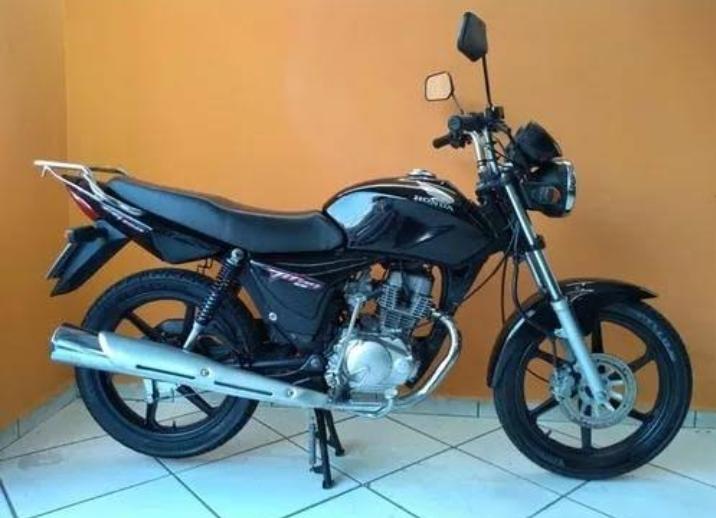 Motocicleta é roubada no Santo Antônio