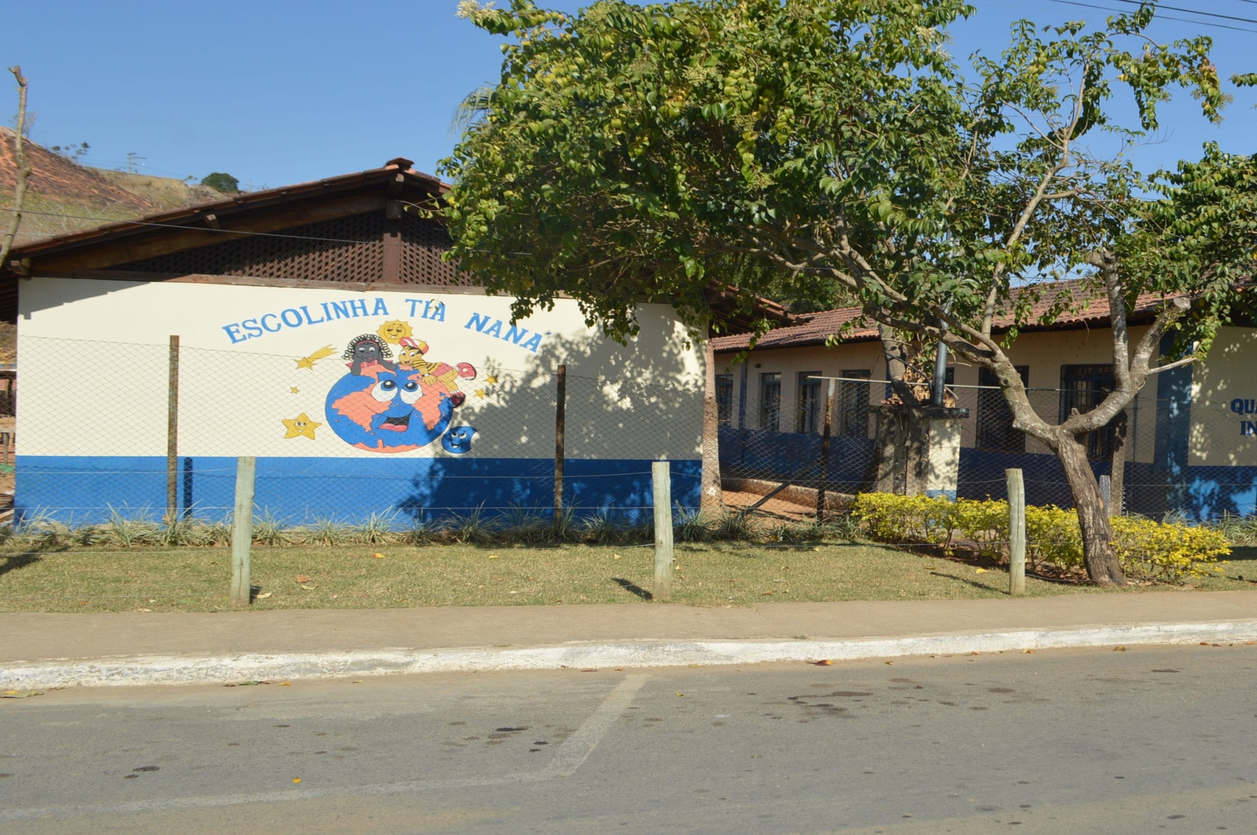 Matrículas para quatro novas turmas de 1º ano na escolinha Tia Naná, em Visconde do Rio Branco, terminam nesta quarta-feira