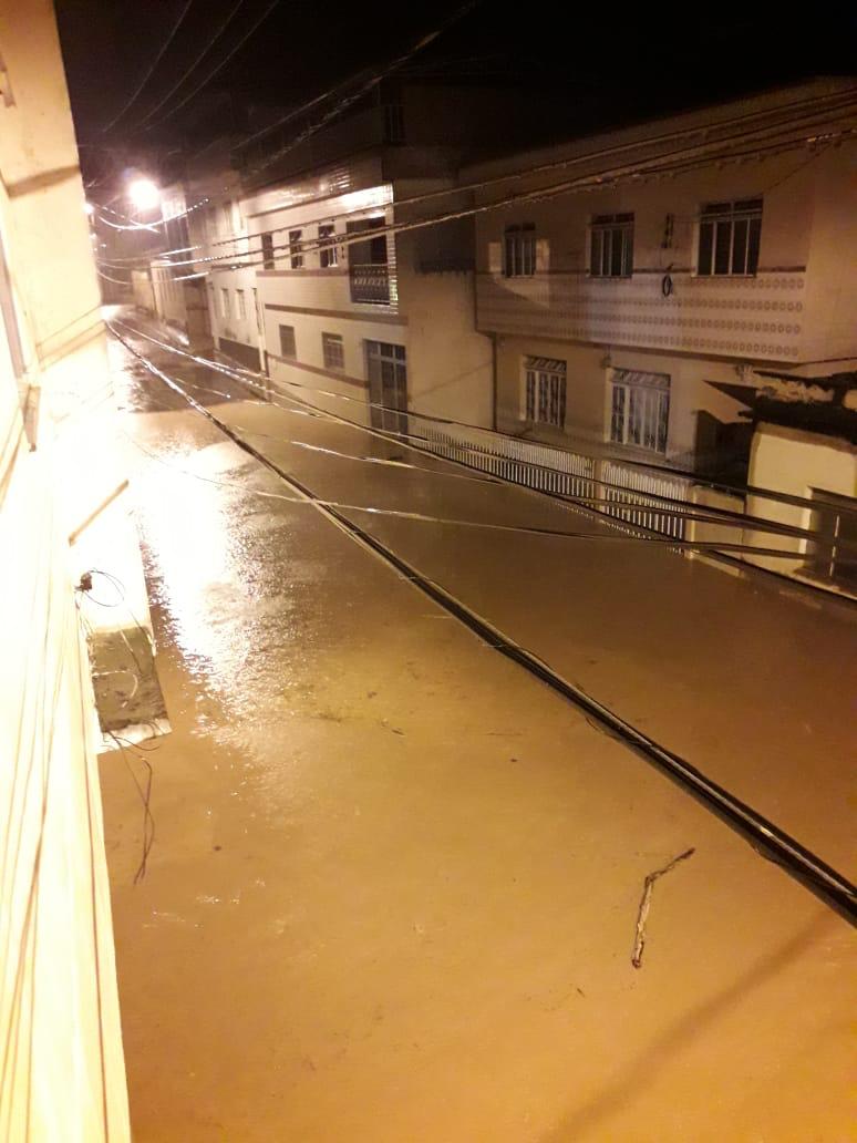 Ervália, Coimbra e Cajuri são atingidas pelas fortes chuvas dessa noite