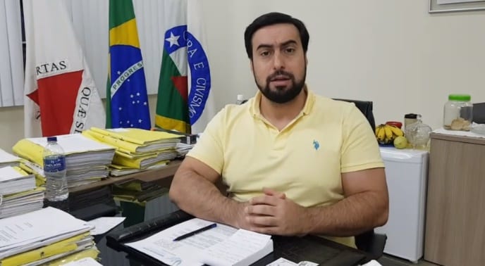 Prefeito de Viçosa anuncia aumento do número de ônibus nos horários de pico na cidade