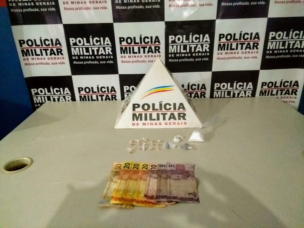 Casal é preso na Vila Alvarenga em Ponte Nova por tráfico de drogas