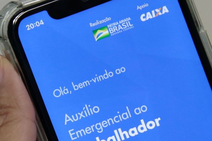 Governo vai aceitar pagar mais duas parcelas de R$ 600 do auxílio emergencial