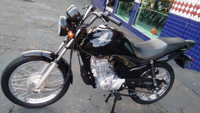 Motocicleta é roubada em Visconde do Rio Branco
