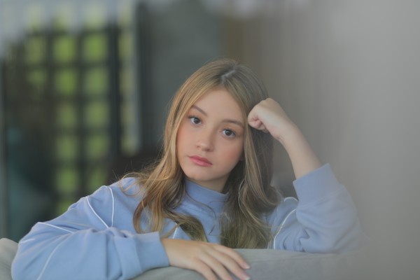 Cantora de 14 anos de Ubá já grava com grandes nomes da música brasileira