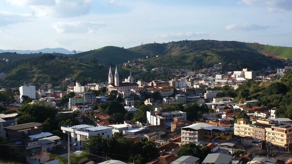 Novo decreto restringe bares e restaurantes e altera funcionamento de outros setores em Ubá