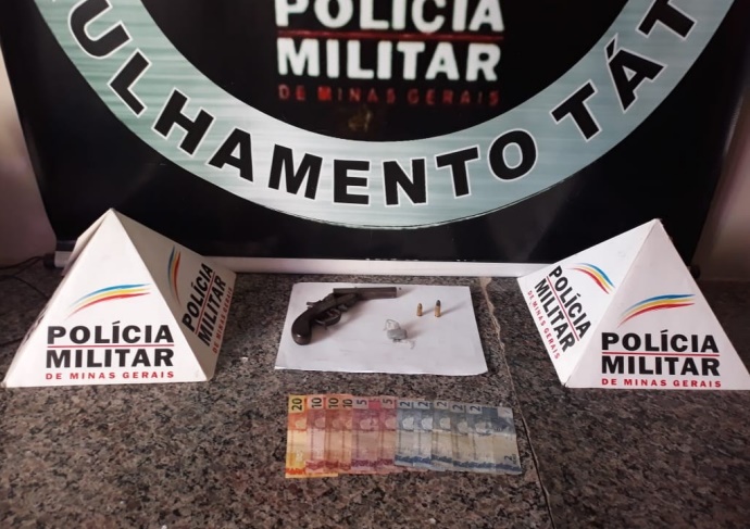 Homem é preso com arma no Nova Viçosa