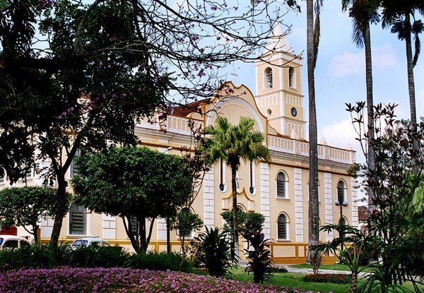 Falso site de inscrição para concurso público em Rio Pomba é denunciado pela Prefeitura