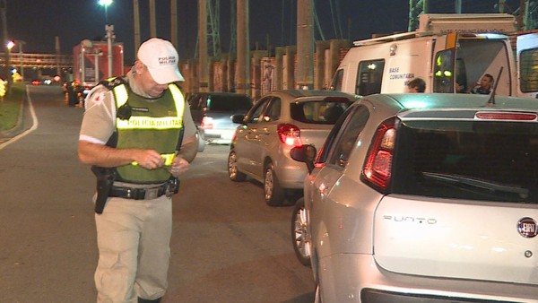 Novo equipamento da Polícia Militar Rodoviária detecta motorista embriagado em MG sem que ele sopre o bafômetro