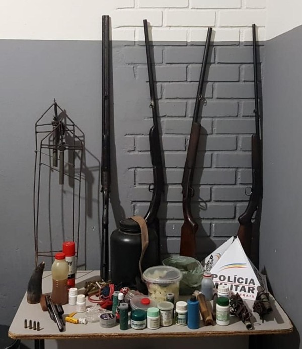 PM apreende nove armas de fogo em operação na zona rural de Muriaé