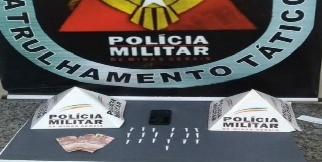 Homem é preso com drogas escondidas em carro no Centro de Viçosa