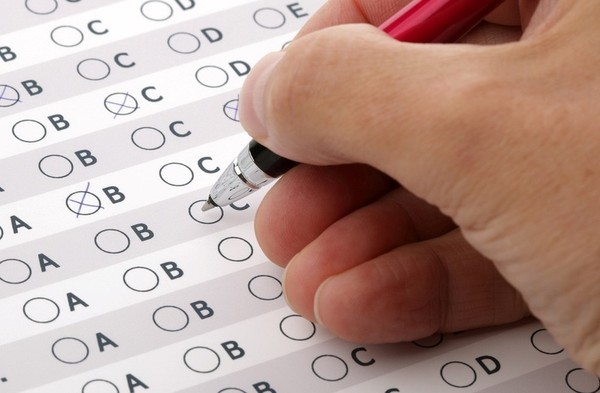 Oportunidade: Minas Gerais tem vários concursos abertos com mais de 1,2 mil vagas e salários de até R$ 17 mil; veja a lista