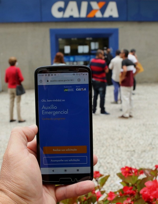 Piora econômica deve empurrar 3,8 milhões de domicílios para as classes D e E neste ano