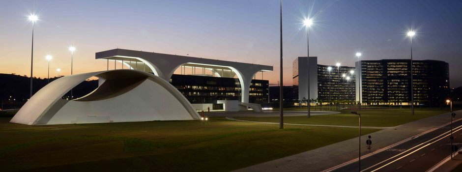 Governo de Minas apresenta diretrizes para retomada gradual e segura do trabalho presencial nos órgãos estaduais