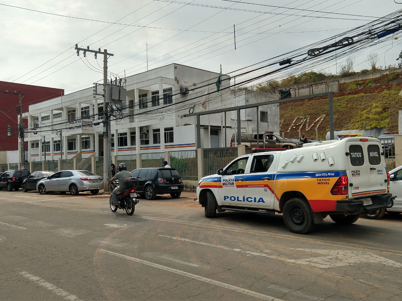 Polícia Militar, ROTAM, BOPE e CHOQUE realizam operação em Viçosa