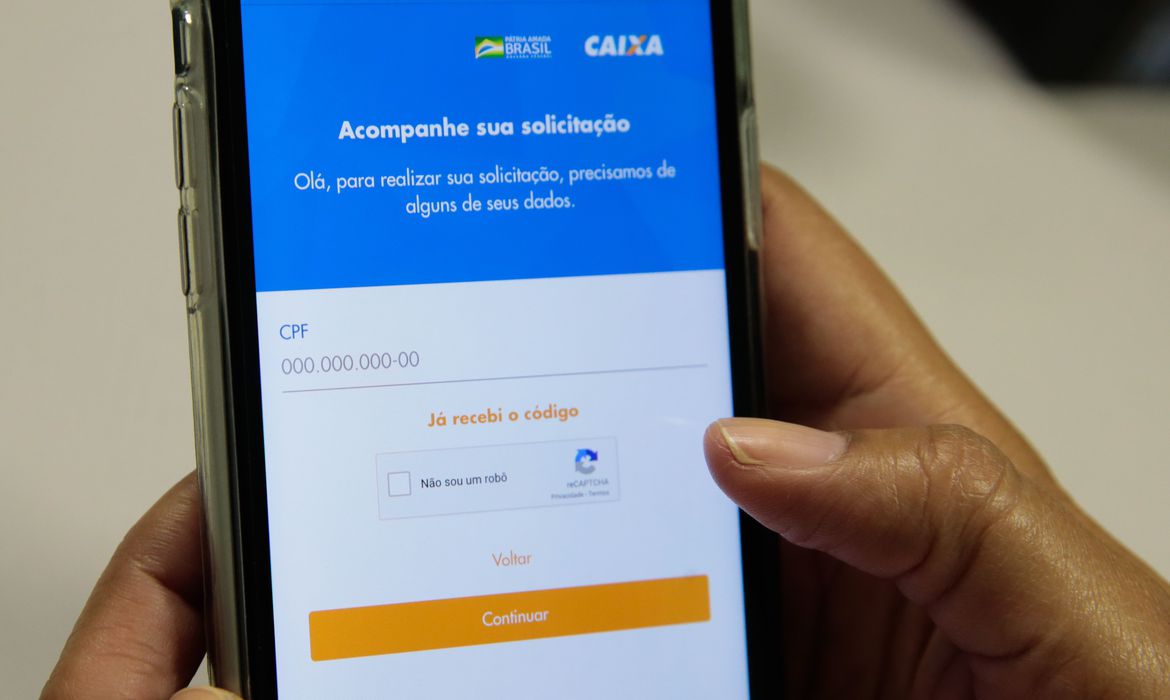 Auxílio Emergencial: Caixa paga nova parcela a 9,4 milhões de beneficiários nesta segunda-feira