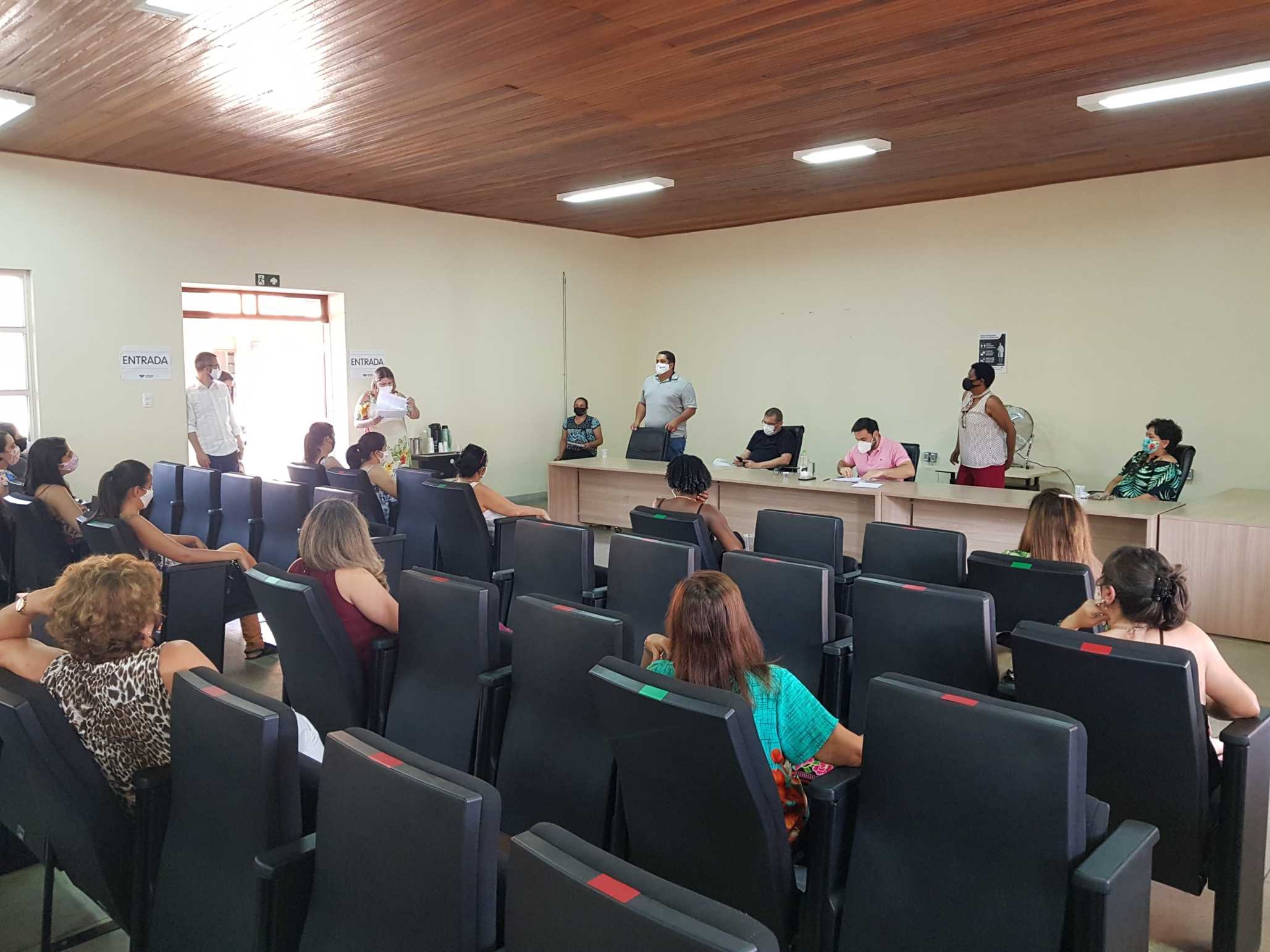 Prefeitura convida escolas para discutir retorno das aulas presenciais