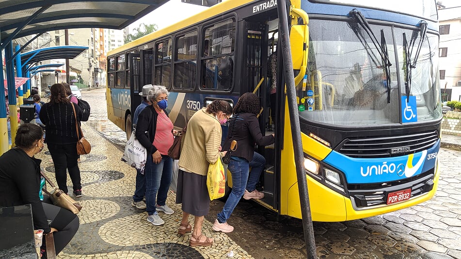 Idosos voltarão a ter gratuidade nos ônibus em Viçosa