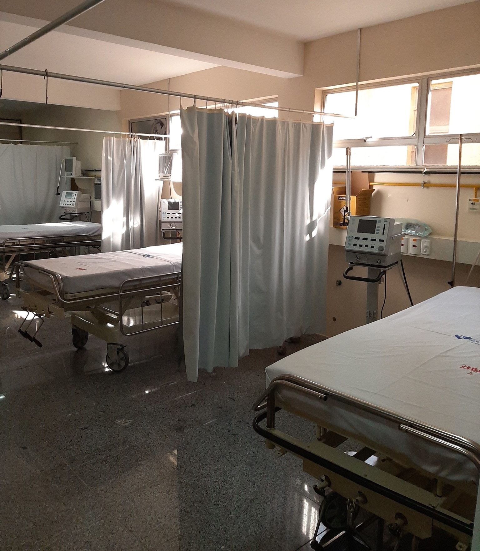 CTI COVID-19 do Hospital São João Batista volta a funcionar