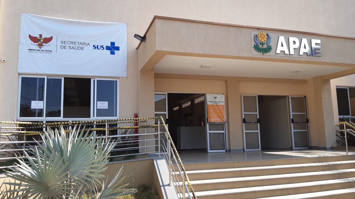 Como proceder diante de sintomas de Covid-19 ou de contato com caso positivo