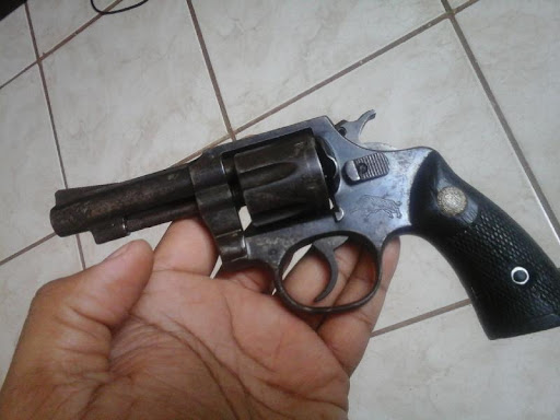 Adolescente de 16 anos é apreendida com arma de fogo no Bom Jesus em Viçosa