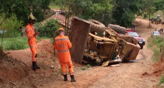 Tratorista morre em acidente em Ponte Nova
