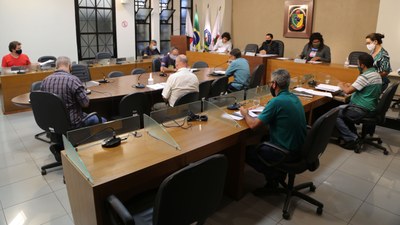 Casa do Empresário reivindica funcionamento do comércio na Tribuna Livre