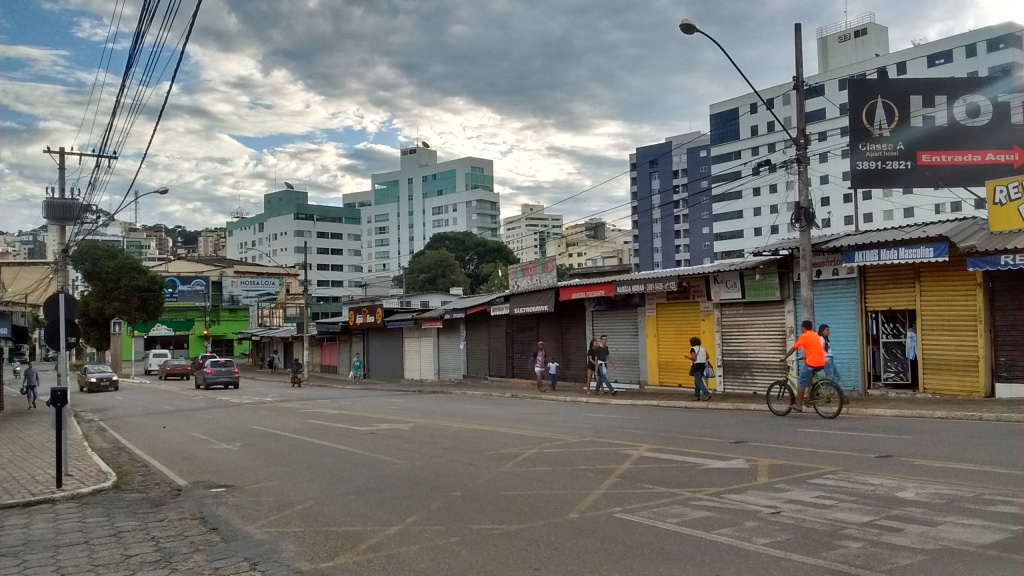 Projeto de Lei que revoga demolição do Shopping Chequer é aprovado