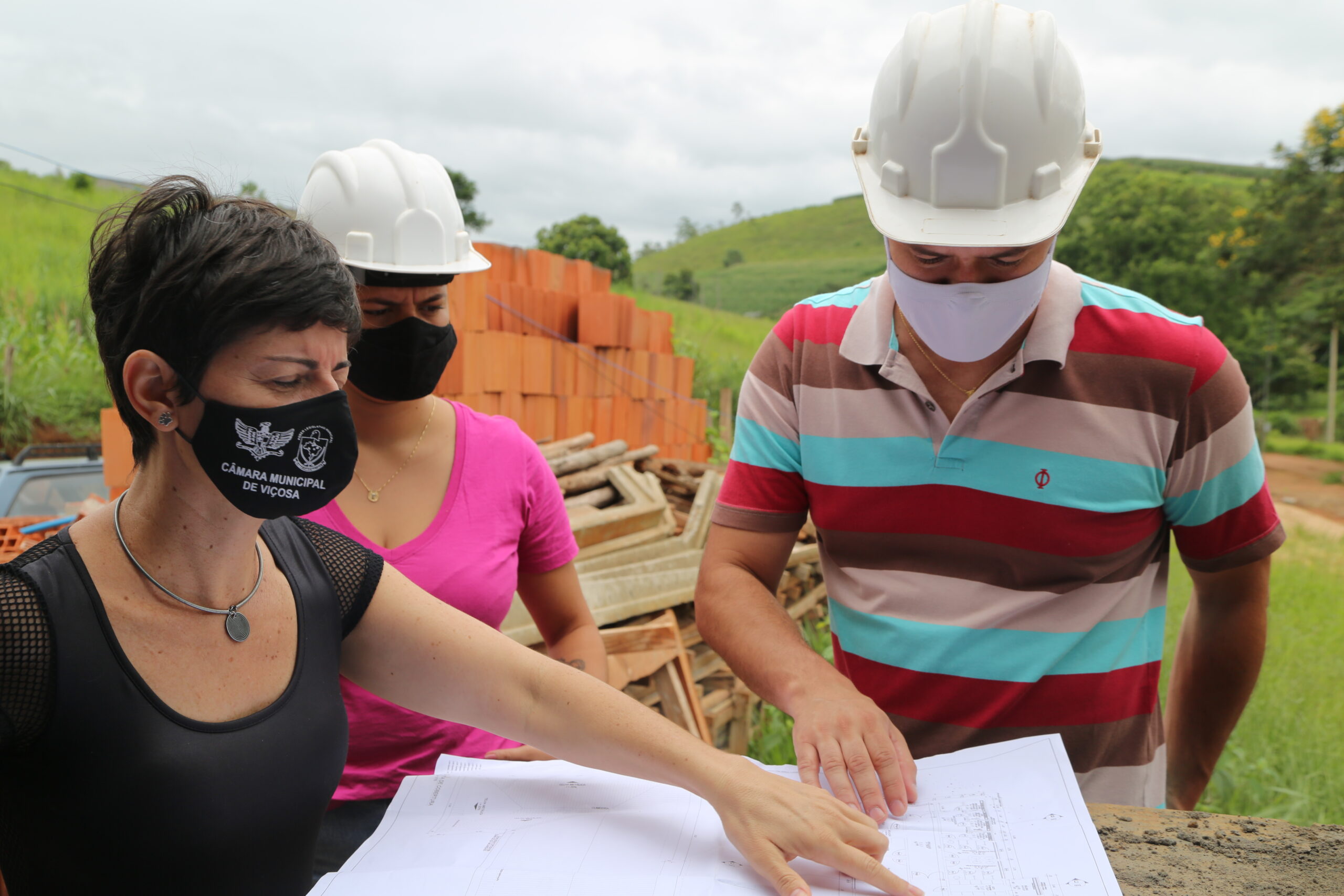 Vereadora encontra irregularidades em vistoria no  Centro de Zoonoses