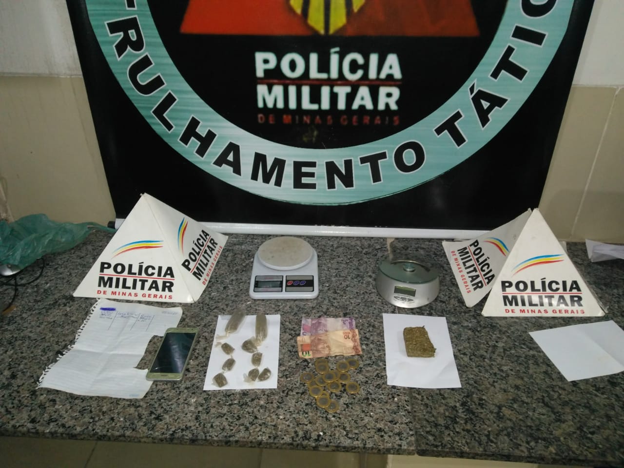 Homem é preso com drogas no Cidade Nova