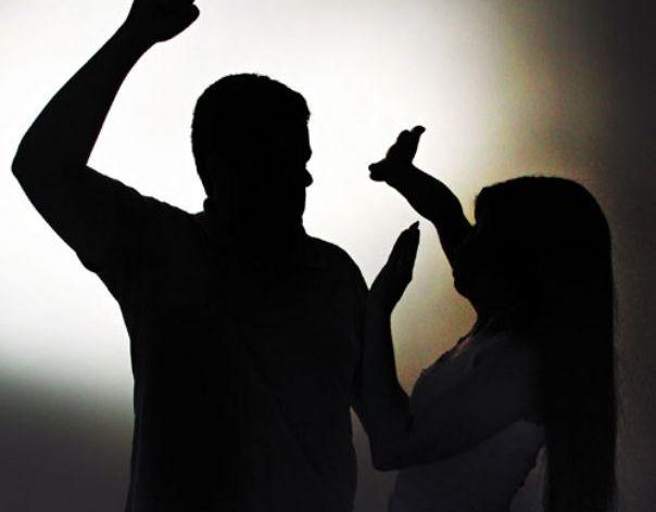 Mulher é esfaqueada e agredida com chutes e socos pelo ex-companheiro na Rua Santana em Viçosa