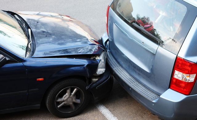 Mulher bate em carro durante a madrugada em São Miguel do Anta