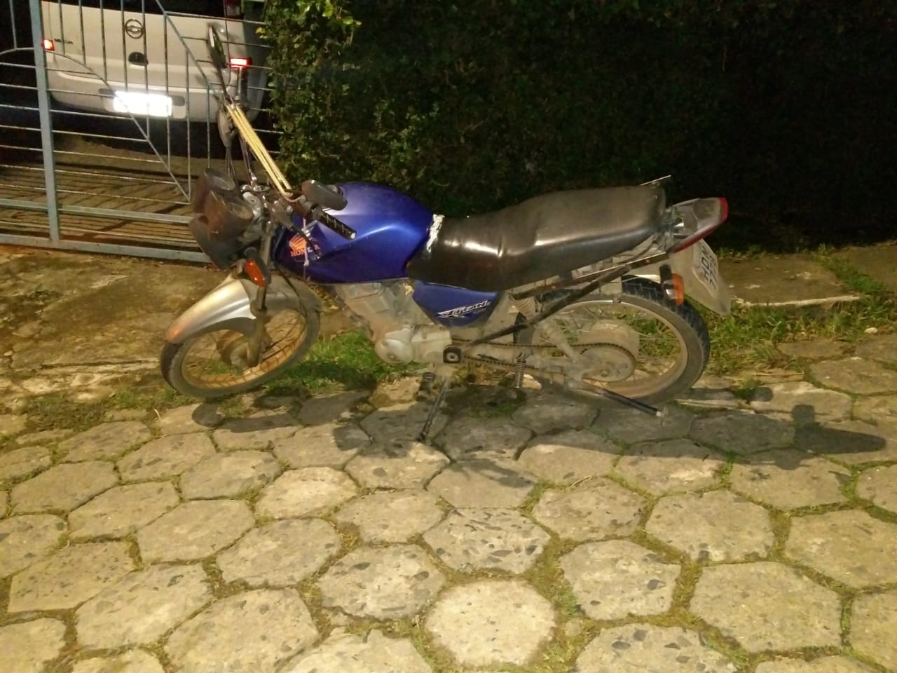 Adolescentes detidos durante furto de motocicleta no bairro Betânia