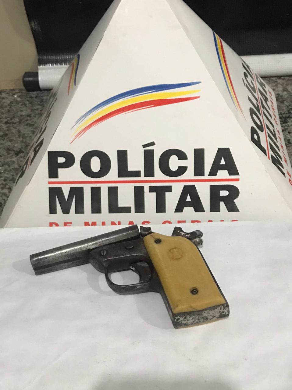 Arma de fogo apreendida no bairro de Ramos, em Viçosa