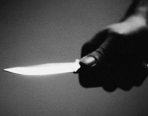 Adolescente esfaqueia outro no centro de São Miguel do Anta