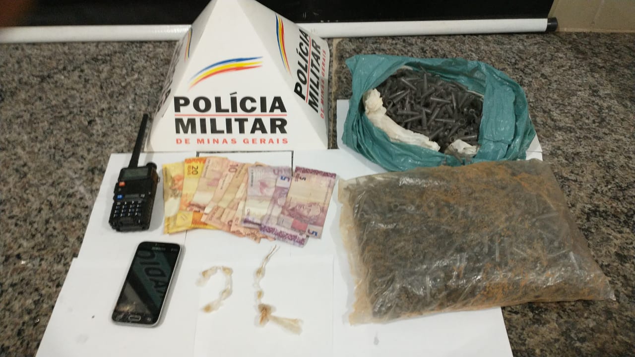 Dois homens presos por tráfico de drogas no bairro Betânia