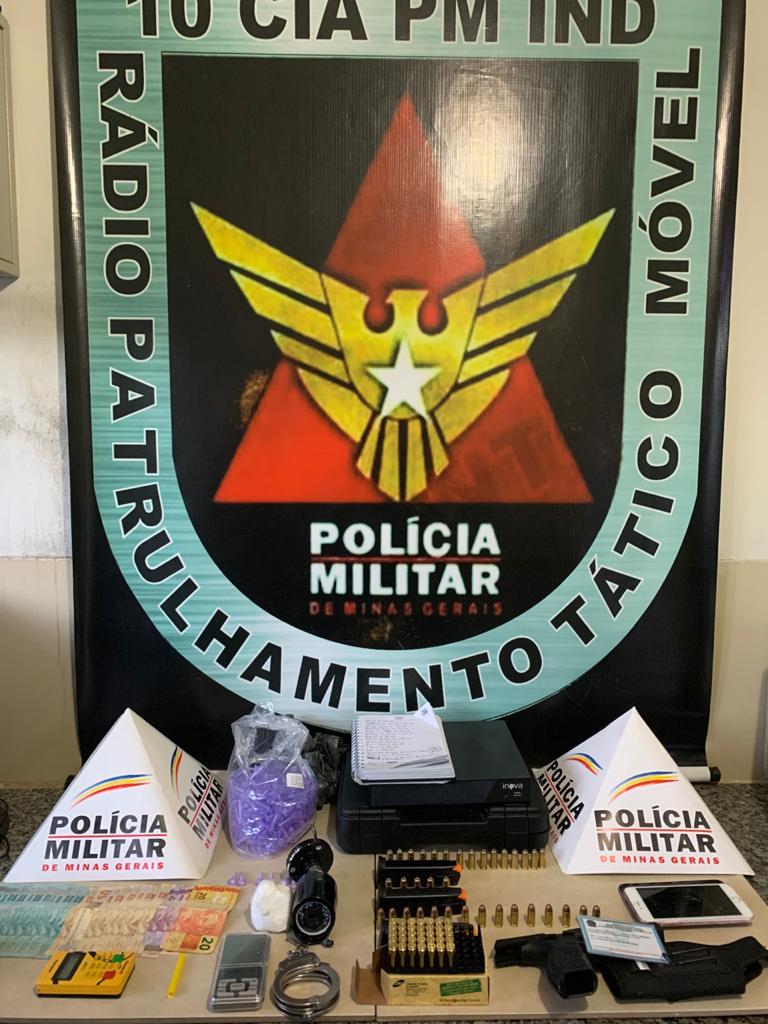 Dois homens presos por tráfico de drogas e porte ilegal e arma de fogo no BJ